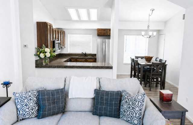 77795 Sunnybrook Drive Gallery 2