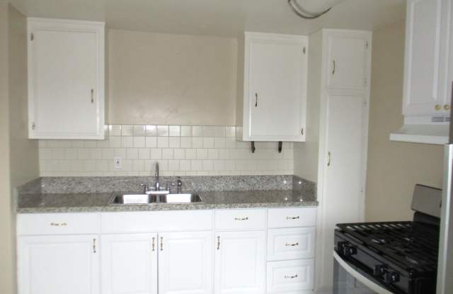 851 West Crestwood Street photos photos
