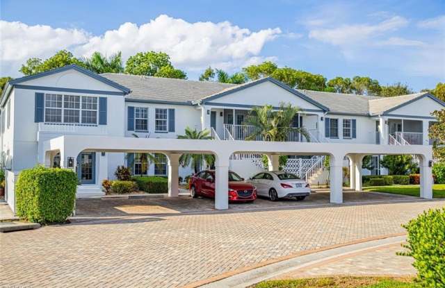 823 Tanbark photos photos