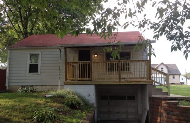 209 28th St SW - 209 28th Street Southwest, Stark County, OH 44706
