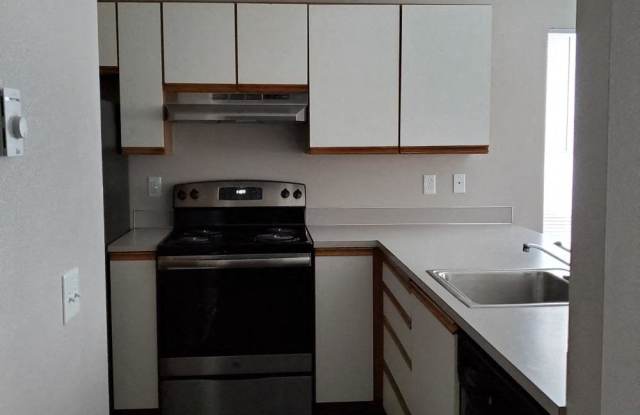 Valley Commons Apartments Gallery 3