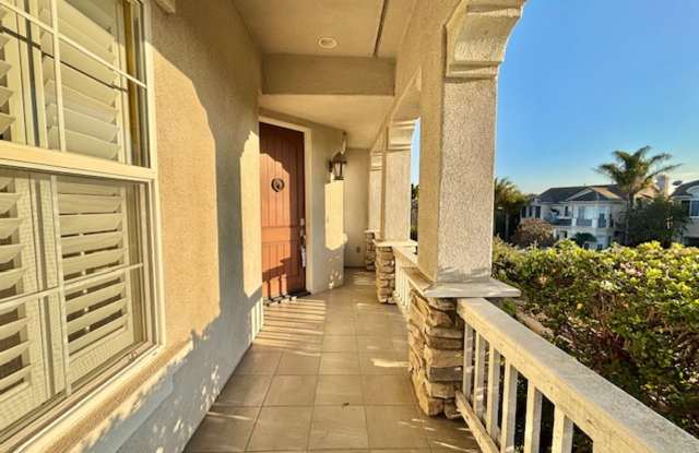 3 Bedroom + 3 Bathroom Home | Midtown Ventura | Unfurnished Gallery 4