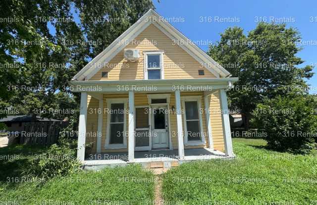 $850 - 2 bed 1 bath - Single Family Home Gallery 1