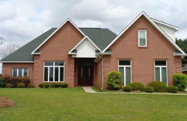 100 Estates Way - 100 Estates Way, Warner Robins, GA 31088