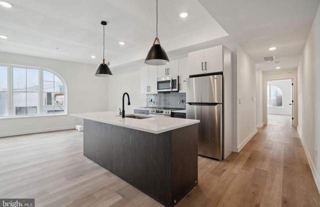 1828 FRANKFORD AVENUE unit: 402 - 1828 Frankford Avenue, Philadelphia, PA 19125 1828 FRANKFORD AVENUE unit: 402 - 1828 Frankford Avenue, Philadelphia, PA 19125