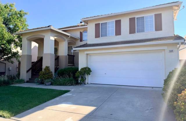 Spacious 4BR Martinez Home with Vaulted Great Room, Deck, and Community Pool & Tennis | 504 Westaire Blvd Gallery 1