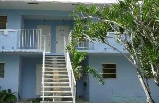 7570 SW 82nd St photos photos