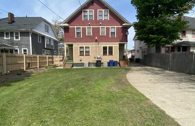 11206 Ashbury Avenue - 1 Gallery 3