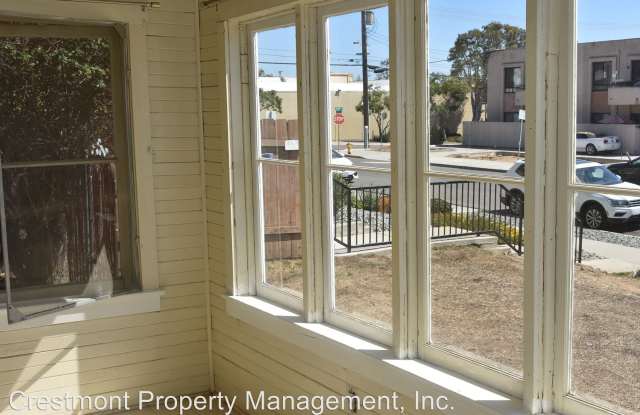 1660 Emerald St. Gallery 2