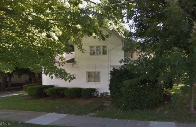 52 Eagle Street unit: 3 - 52 Eagle Street, Madison, OH 44057
