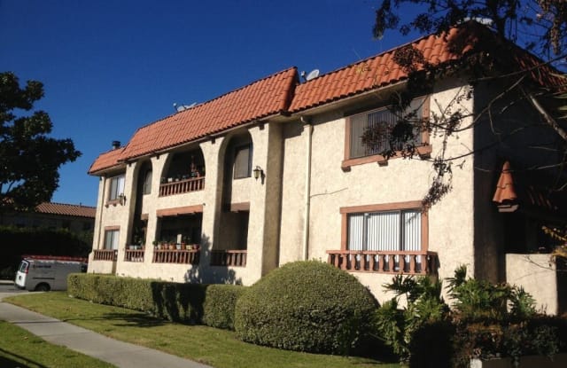 17853 Sherman Way # 6 - 17853 Sherman Way, Los Angeles, CA 91335