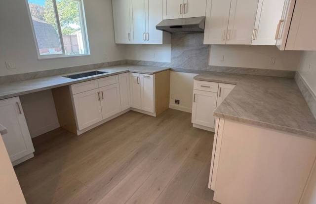 Beautifully Renovated 3-Bedroom, 2-Bathroom Home in San Mateo Gallery 4