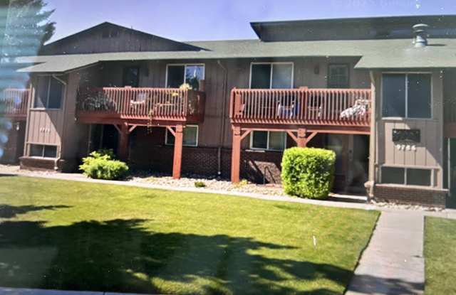 9776 W 22nd Pl - 9776 West 22nd Place, Lakewood, CO 80215