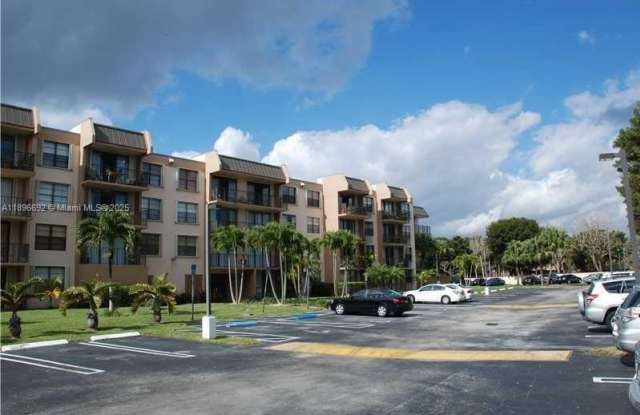 13020 SW 92nd Ave - 13020 Southwest 92nd Avenue, Kendall, FL 33176 13020 SW 92nd Ave - 13020 Southwest 92nd Avenue, Kendall, FL 33176