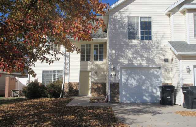 3 bed, 2.5 bath Twin-home - 444 West 2530 North, Cedar City, UT 84721