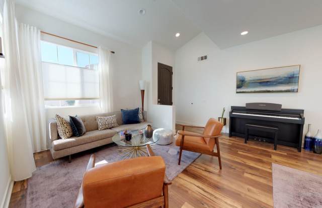 19725 Corbin Avenue Gallery 3
