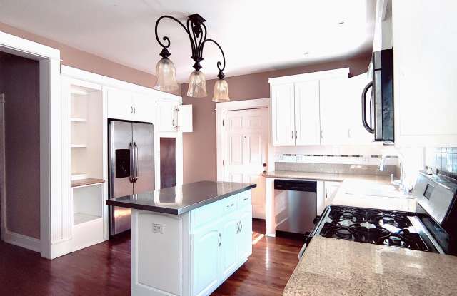 320 Green St photos photos 320 Green St photos photos