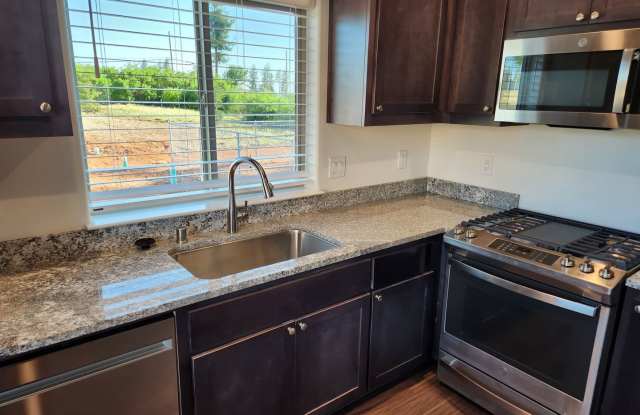 Rare Opportunity to Live on the Ridge! Gallery 4