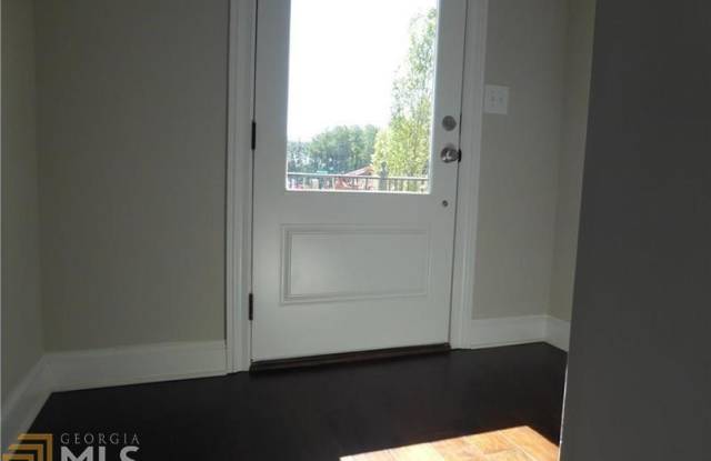 141 Laurel Crest Aly Gallery 3
