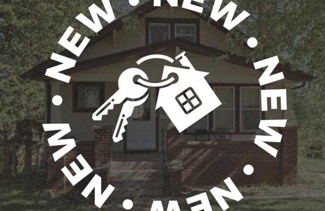 Settle Into Something Sweet on Mulberry - 1034 South Mulberry Street, Sioux City, IA 51106