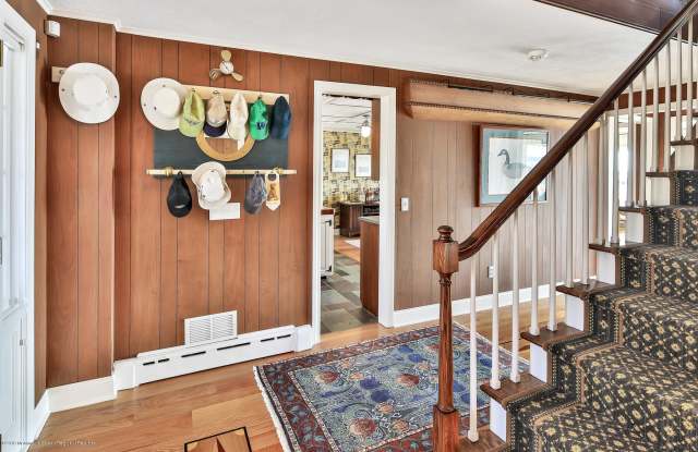 127 Curtis Point Drive Gallery 4