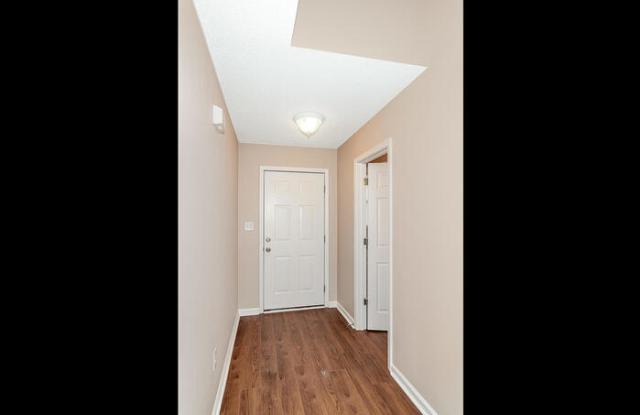19486 Prairie Crossing Drive Gallery 3