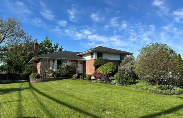 310 S Oyster Bay Road photos photos