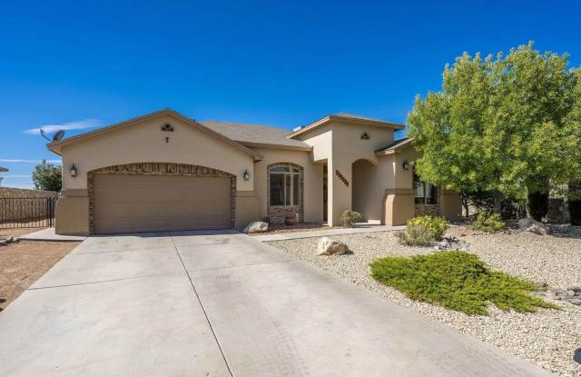 Coming in November-Gorgeous 5 Bedroom Home Off Sonoma Ranch photos photos