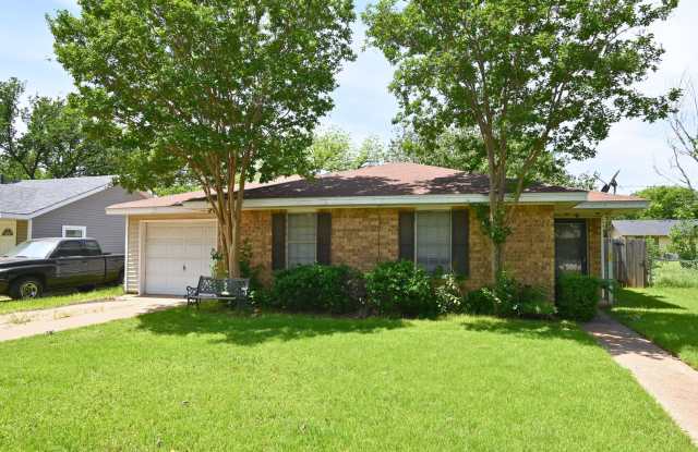 Well kept 2 Bed 1 Bath in Faith Village photos photos