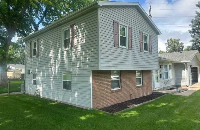 4-bedroom 3 bath single family home Gallery 3