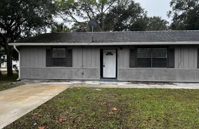 300 Hopkins Avenue unit: A photos photos