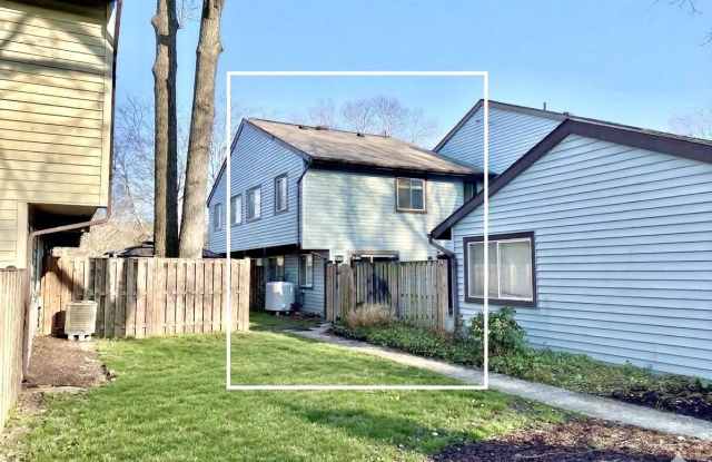 1721 LEISURE Way photos photos