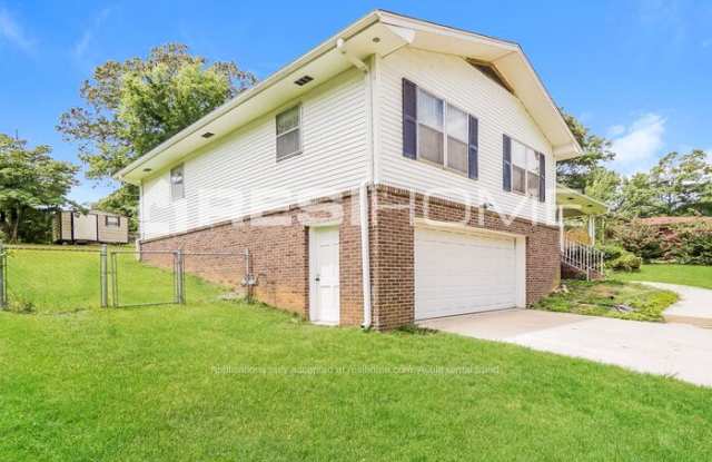 824 Ridge Lane Drive Gallery 2