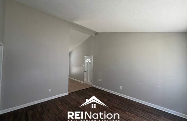 4702 Hillmont Avenue Gallery 3