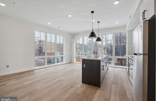 1828 FRANKFORD AVENUE photos photos