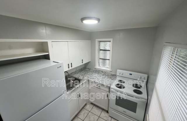 4801 10th Avenue South - 1/2 Gallery 4