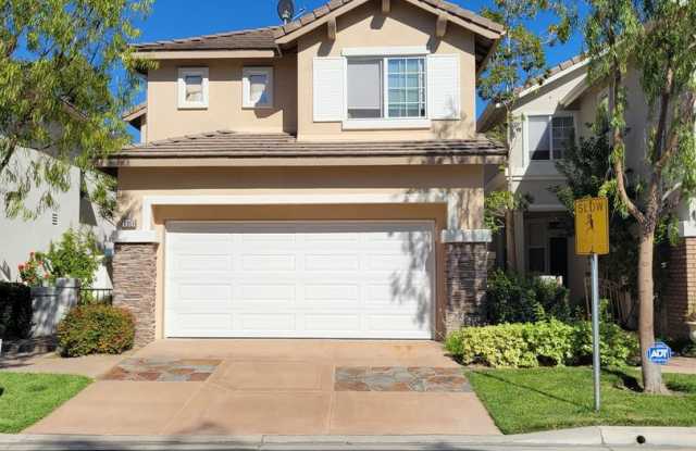 PICTURE PERFECT 2 BR/2 BATH PLUS LOFT  DETACHED HOME IN GATED COMMUNITY photos photos