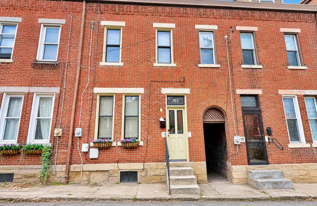 Exquisite & Historic 3-Bedroom Lawrenceville Rental – Fully Renovated! Gallery 1