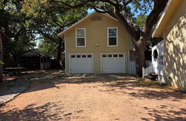 FOR LEASE!! photos photos FOR LEASE!! photos photos