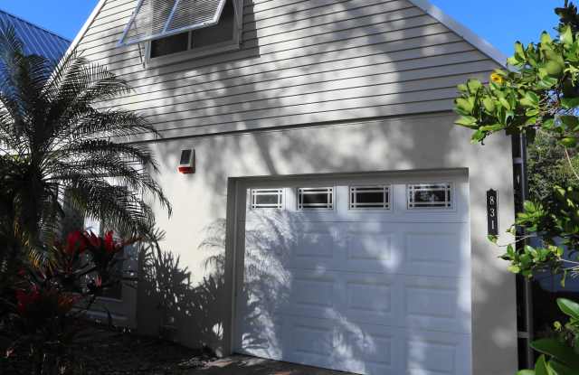 831 Huntington Ct Gallery 4