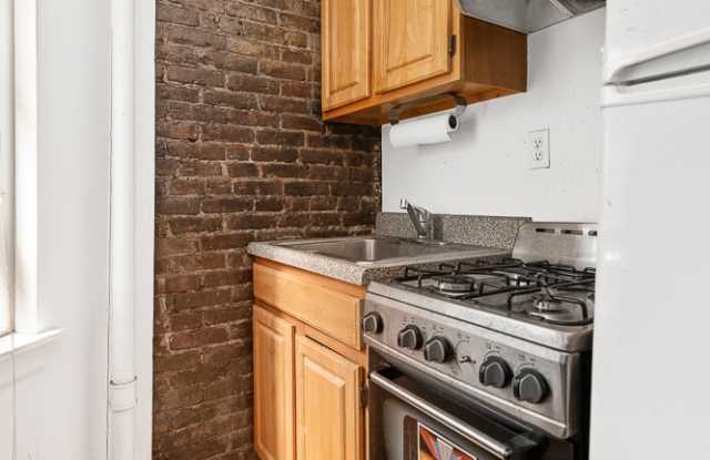 433 West 54th St. 15 Gallery 4