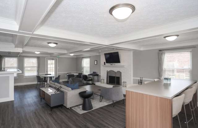 Meridian Court South Gallery 4