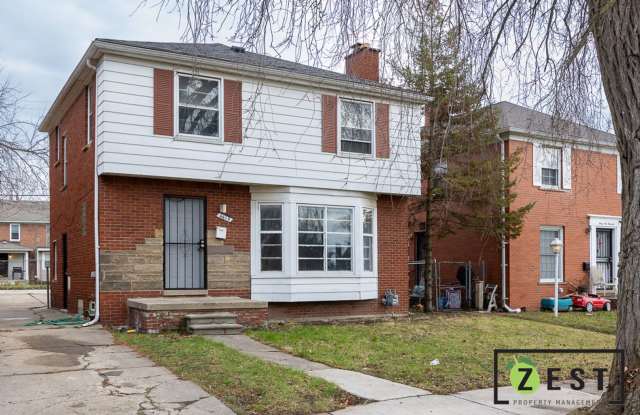 **OPEN HOUSE FRIDAY Sept 18th from 6:30pm to 7pm**  Amazing 3 Bed 1.5Bath Colonial Gallery 1