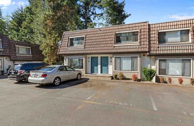 2-Bedroom Condo in Lynnwood Gallery 1