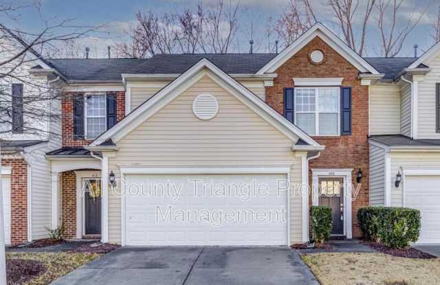 408 Dyersville Dr photos photos