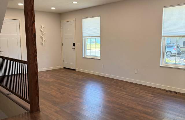 10501 Kline Way Gallery 2