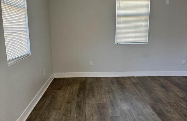 2357 COLLEGE Street photos photos