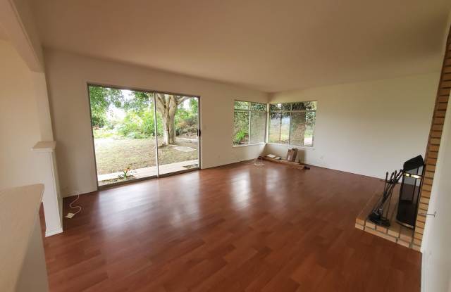 1632 La Coronilla Drive Gallery 3