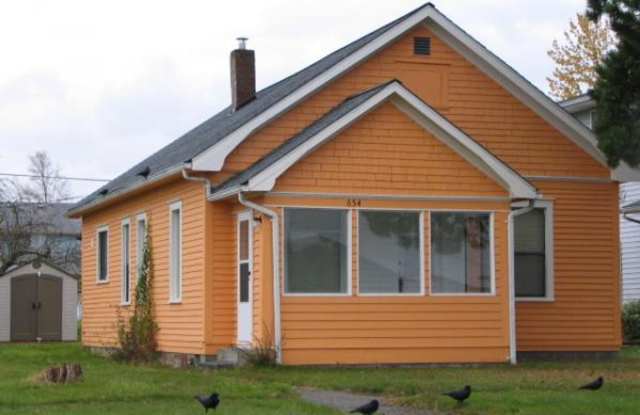 654 G Street - 654 G Street, Blaine, WA 98230