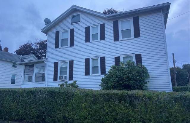 15 Hubbard Street - 15 Hubbard Street, Middletown, CT 06457